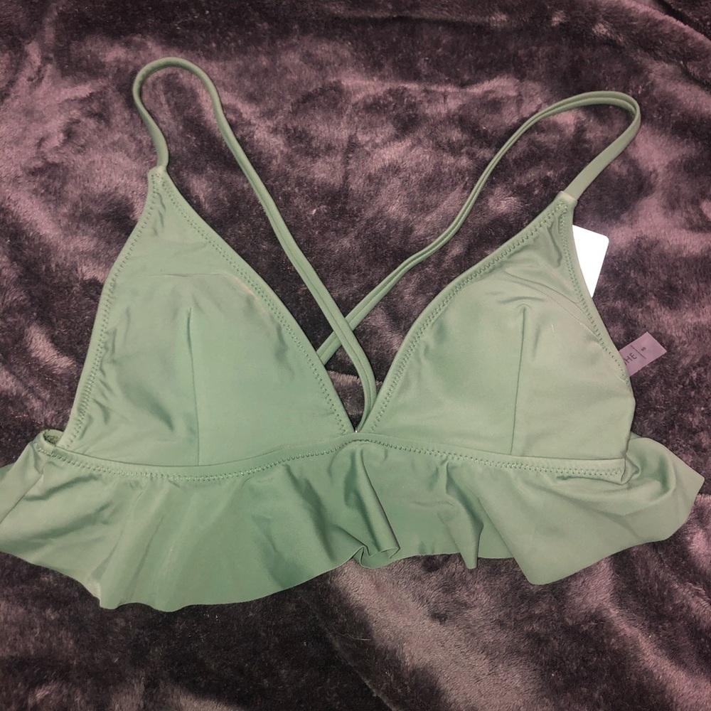 Cupshe Green Ruffled Bikini Top